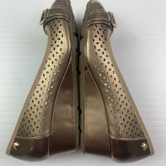 AK Anne Klein Sport Womens Wedge Open Toe Slip On Shoes Size 5.5 Gold - Picture 6 of 8